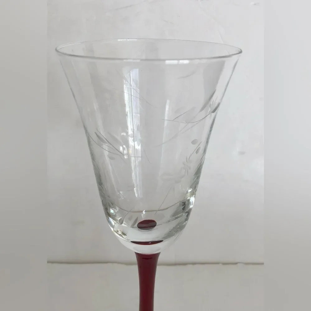 TULIP STEM BELL SHAPENWINE GLASS SET OF 2 ART GLASS RUBY RED 8